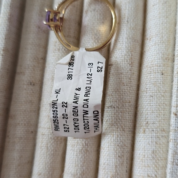 10K GOLD GENUINE AMETHYST & 1/20CTTW DIAMOND RING SIZE 7 - Picture 10 of 16